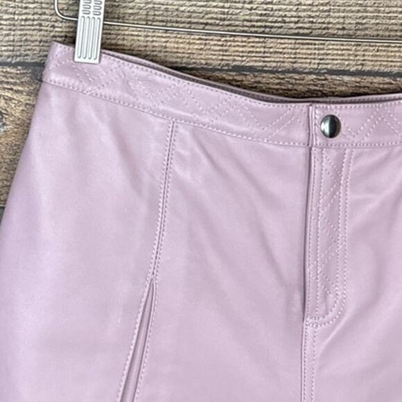 Rebecca Minkoff Mina Lambskin Leather Pleated Shorts Hydrangea Pink SZ 4 - Picture 4 of 11